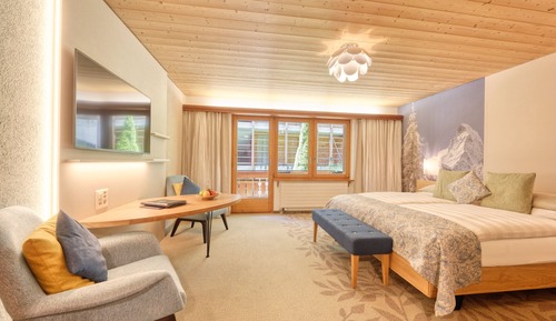 Family Room, Balcony
