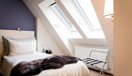 Standard Single Room, Lake View