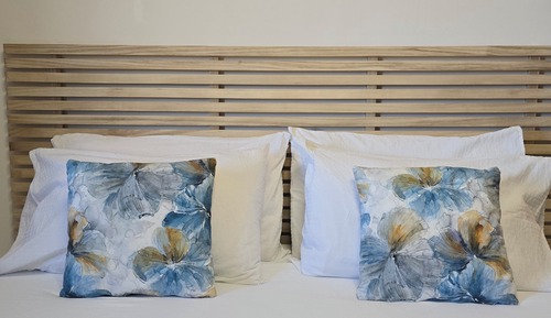 Double Room, Shared Bathroom, Garden View