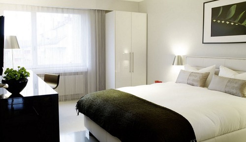 One Bedroom Senior, Balcony, Kitchenette