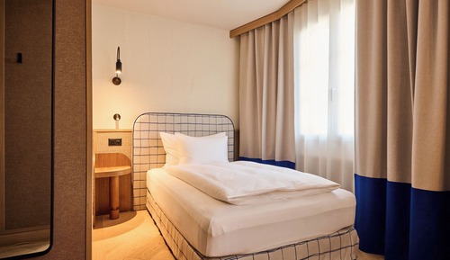 Standard Single Room