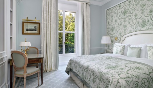Superior Room, City View