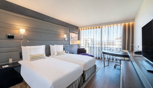Deluxe Room, Balcony, Park View