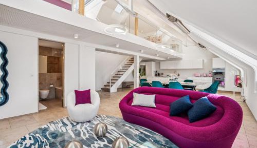 Deluxe Apartment