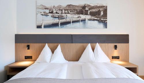 Double Room with Hillside View