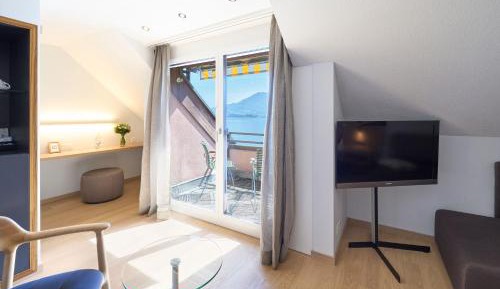 Superior Double Room with Lake View