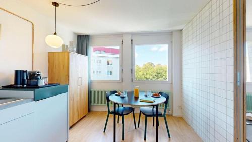 One-Bedroom Standard Apartment