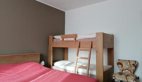 One-Bedroom Apartment with Balcony