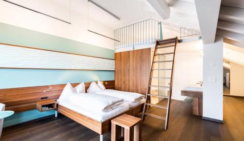 Junior Suite with Lake View