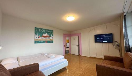 Deluxe Apartment