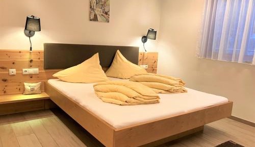 Single Room with Bathroom