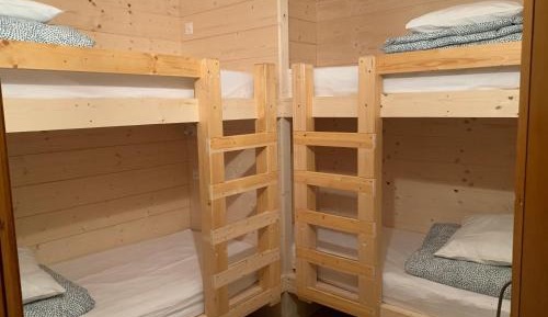 Single Bed in Mixed Dormitory Room