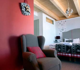 Family Room South