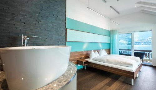 Wellness Suite with Lake View