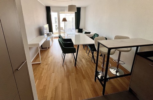 Saint-Sulpice Apartment | Cape Homes St-Sulpice