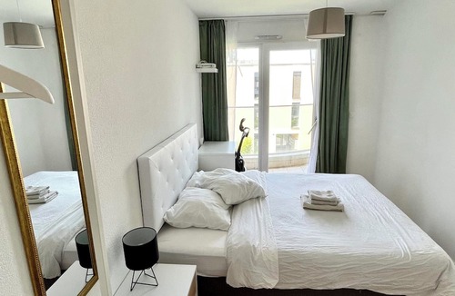 Saint-Sulpice Apartment | Cape Homes St-Sulpice