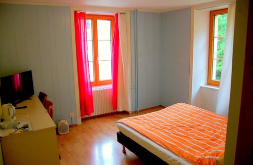 Vuiteboeuf Hotel | Hotel de l'Ours