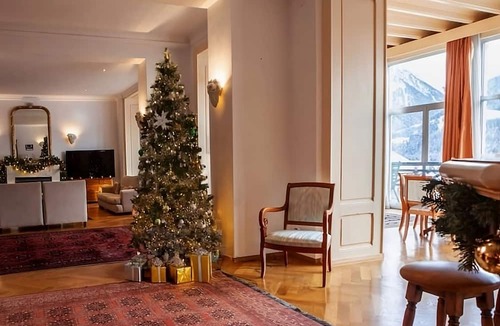 Chateau-d'Oex Apartment | Luxury Apartment, Panoramic Mountain Views, 5 Star Spa Facilities - 4 Bedroom