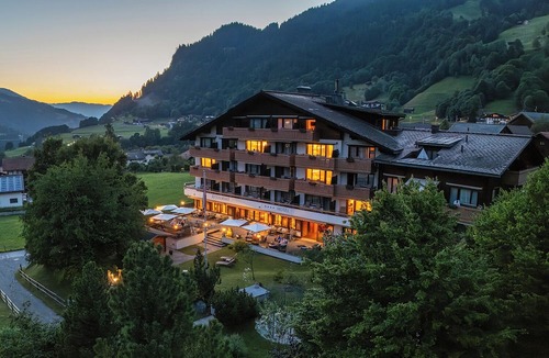 Klosters Dorf Hotel | Sunstar Hotel Klosters