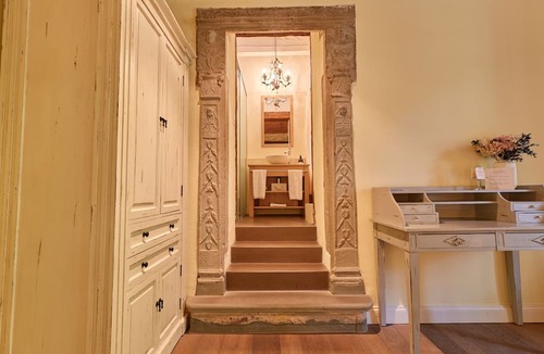 Salavaux Hotel | Chateau Salavaux