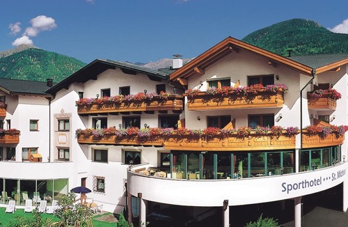 Burgusio Hotel | Sporthotel St. Michael