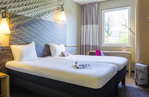 Neuenhof Hotel | ibis Baden Neuenhof