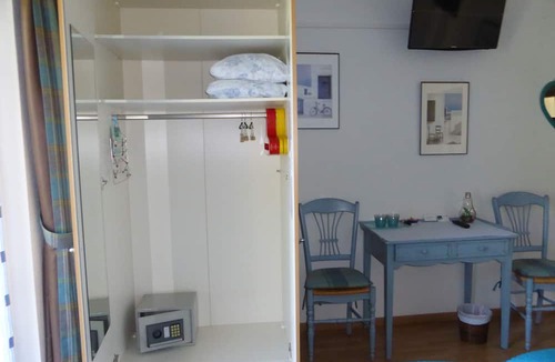 Bruson Bed & Breakfast | B&B Les Acacias