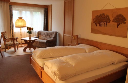 Lutzelfluh-Goldbach House | Gemeinschaftshaus im Oberdorf