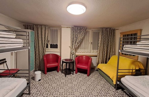 Hoengg Hostel | Viktoria Budget Hostel