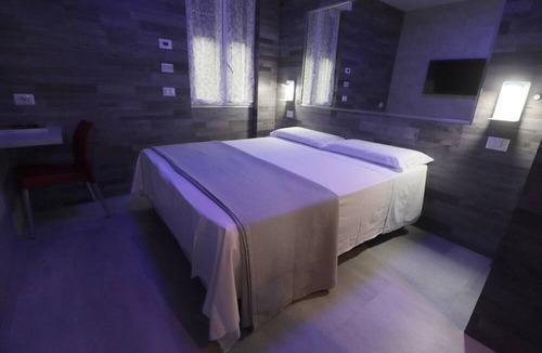 Merone Hotel | Hotel Pontenuovo
