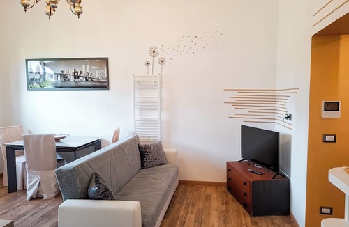 Casorate Sempione Villa | Villa Lorenzo