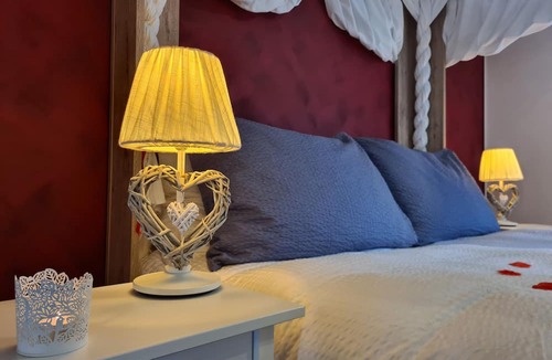 Siviriez Cottage | La Maisonnette Enchantée
