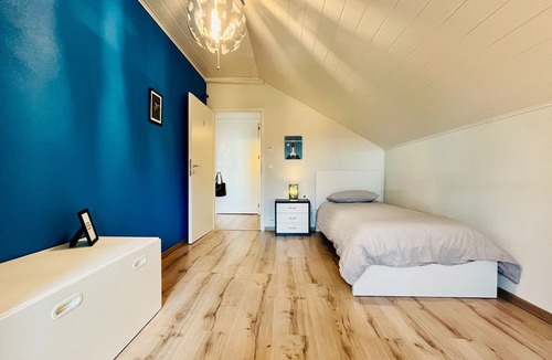 Neuchatel Apartment | Appartement de 5,5 Pièces au Calme, à Proximité de la Gare et du Centre-ville