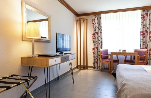 Ipsach Apartment | Hotel Schlössli Garni - Free Parking
