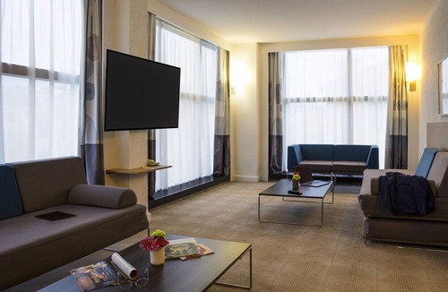 Paquis Navigation Hotel | Novotel Geneve Centre