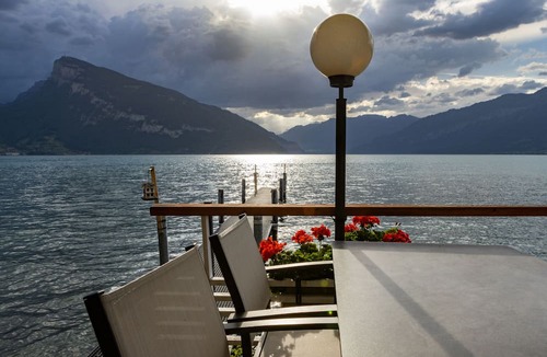 Faulensee Hotel | Strandhotel Seeblick