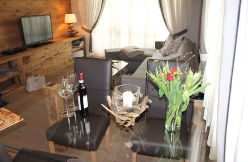 Celerina-Schlarigna Hotel | Hotelino Petit Chalet