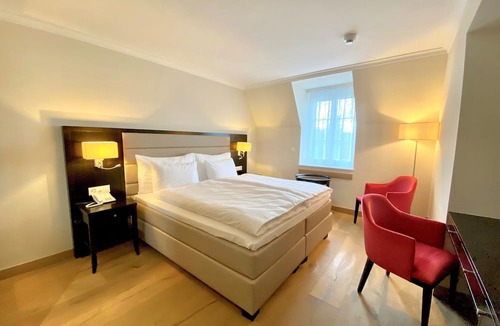 Yverdon-les-Bains Hotel | Hôtel La Prairie, Swiss Bike Hotels