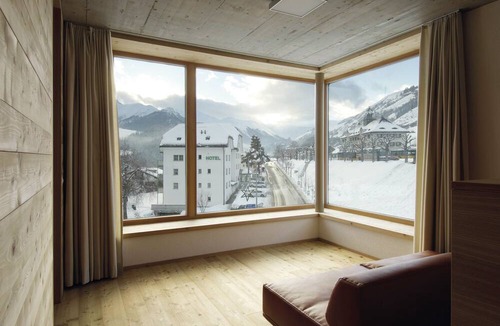 Engadin Scoul Hostel | Youth Hostel Scuol