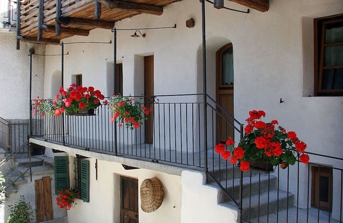 Valtellina Hostel | Ostello del Castello Tirano