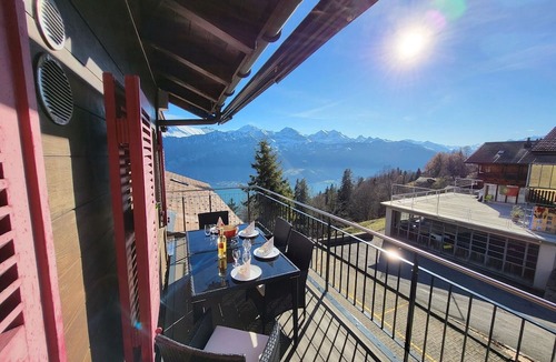 Beatenberg Apartment | Nice apartment for 6 guests with WIFI, TV and balcony
