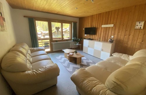 Saas-Balen Apartment | Lovely apartment for 5 people with WIFI, TV and balcony