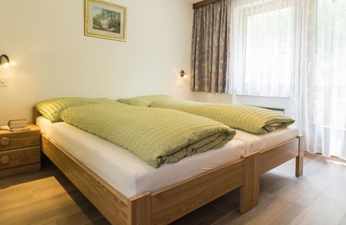 Saas Almagell Apartment | Cosy apartment for 5 guests with WIFI, TV and balcony