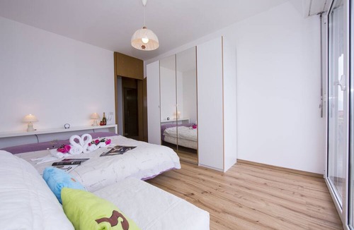 Aldesago Apartment | Aldesago Panoramica with shared Pool and Lugano View, Aldesago (Lugano), Switzerland