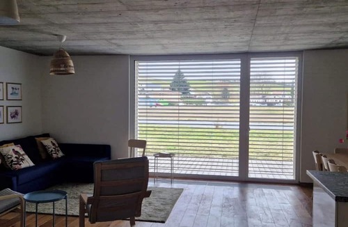 Gurmels Apartment | Luxurious and spacious duplex