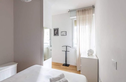 Lazzaretto Apartment | Easylife - Sophisticated studio with balcony in the heart of Porta Venezia