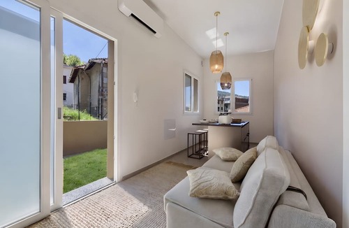 Como Apartment | Casa Teresa Suite in Como with Private Garden and Free Parking