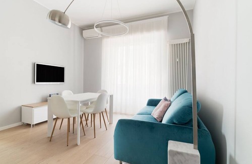 Ripamonti Corvetto Apartment | GuestHost - Bright apartment of about 85 sqm, able to accommodate up to 5 people, located on the mezzanine floor of a building (NO elevator - there are some steps to climb).The property is located in a residential area of ​Milan, full of services an