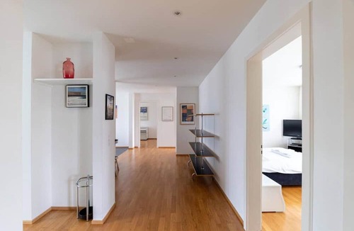 Seefeld Apartment | 3BR city flat near Bellevue! SF6
