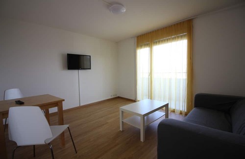 Oerlikon Apartment | Swiss Star Tower